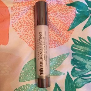 Urban Decay Self Adjusting Primer